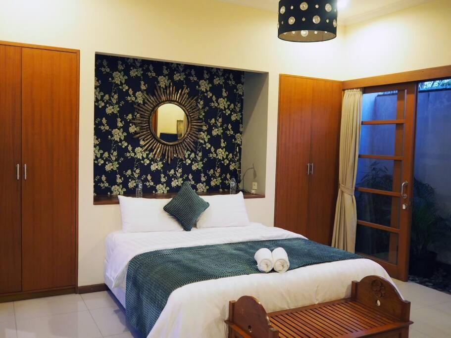 Sonti Villa Seminyak Zewnętrze zdjęcie
